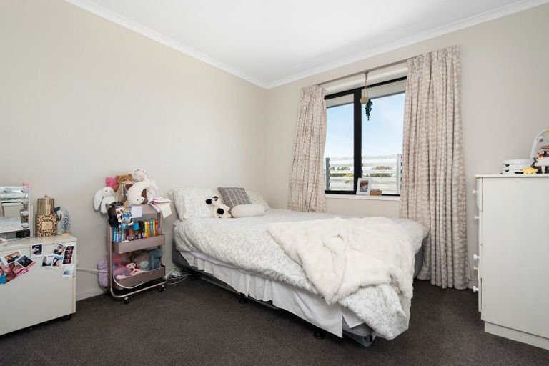 Photo of property in 16 Bethany Road, Rolleston, 7614