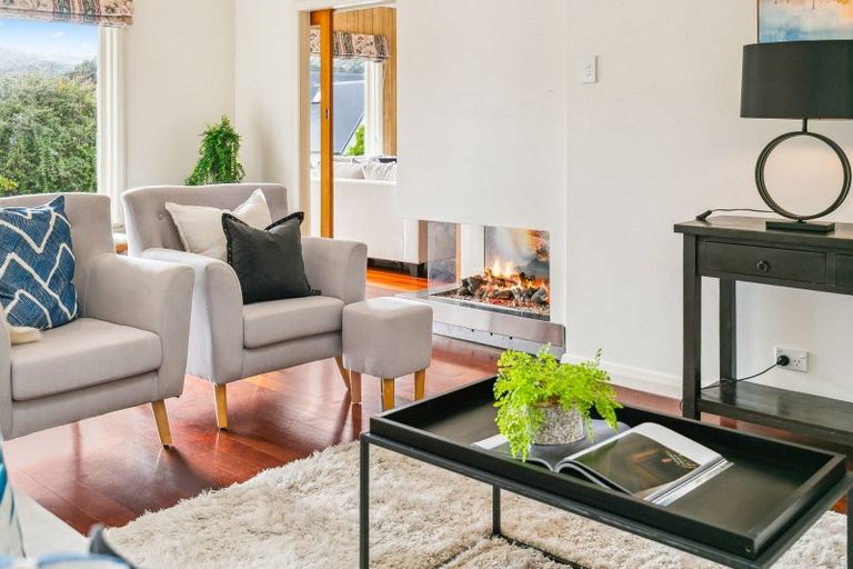 Photo of property in 307 Karori Road, Karori, Wellington, 6012