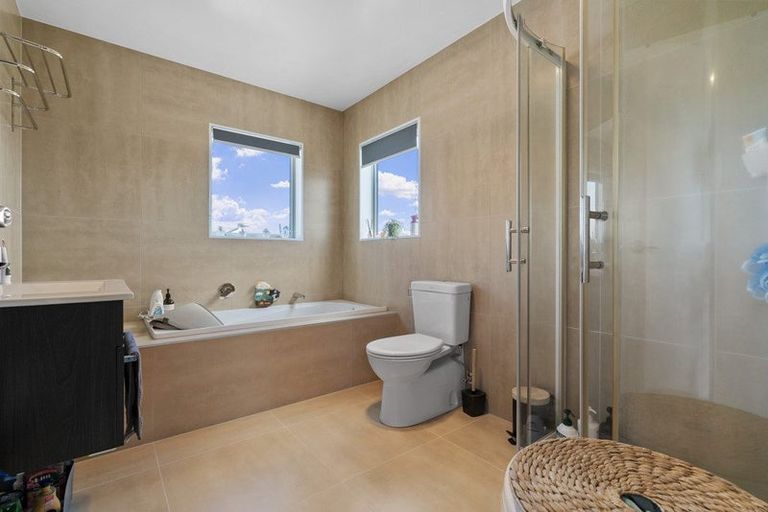 Photo of property in 28 Bukem Place, Favona, Auckland, 2024