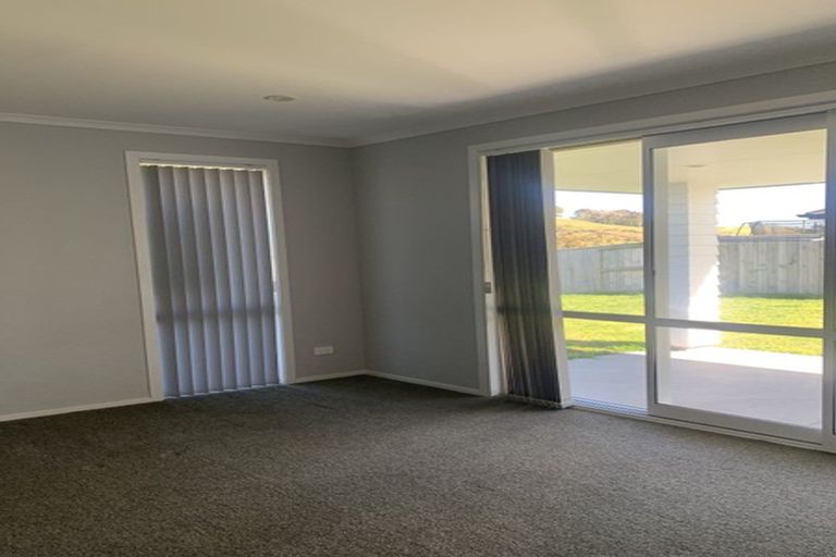 Photo of property in 17 Moira Close, Welcome Bay, Tauranga, 3175