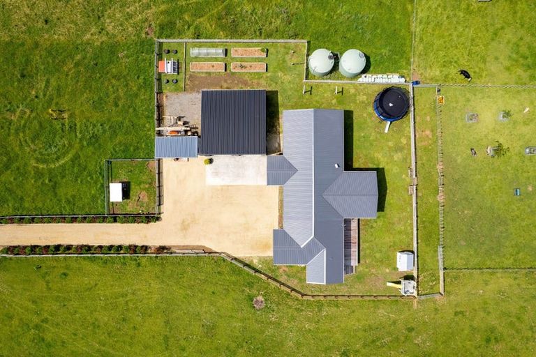 Photo of property in 120 Kaimata Road, Kaimata, Inglewood, 4390