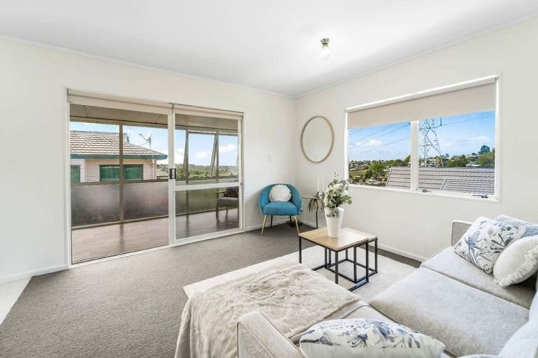 Photo of property in 67 Garton Drive, Massey, Auckland, 0614