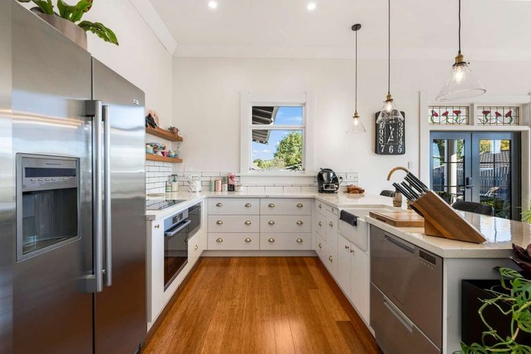 Photo of property in 6 Kerwood Place, Gore, 9710