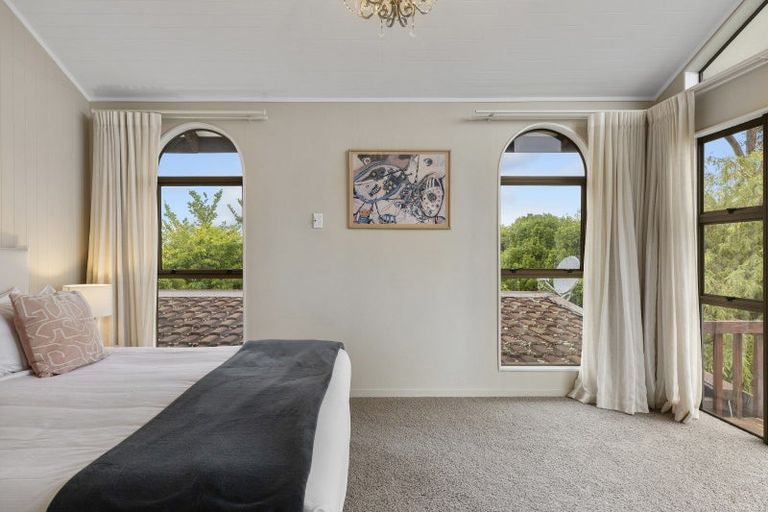 Photo of property in 817 Acacia Bay Road, Acacia Bay, Taupo, 3330