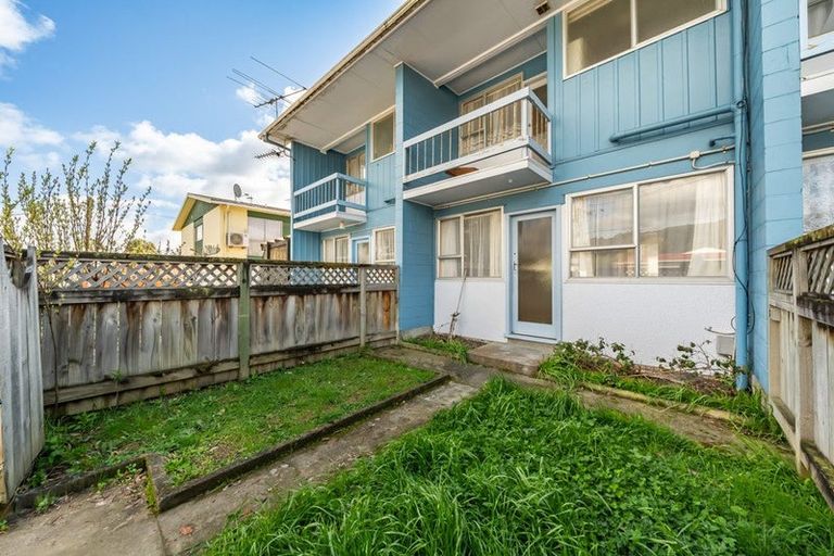 Photo of property in 7/100 Martin Street, Wallaceville, Upper Hutt, 5018