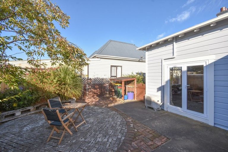 Photo of property in 25 Young Street, Saint Kilda, Dunedin, 9012