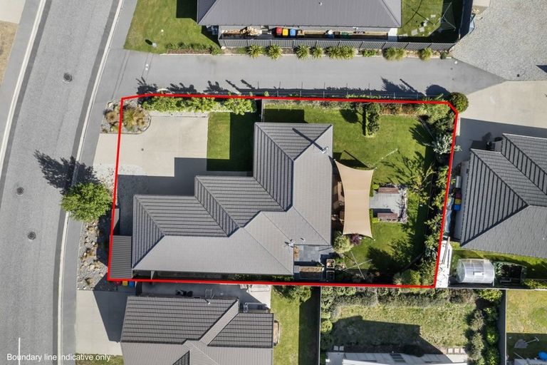 Photo of property in 4 Magnetic Place, Cromwell, 9310