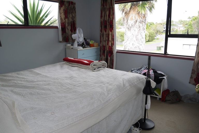 Photo of property in 36 Galvan Avenue, Sunnyhills, Auckland, 2010