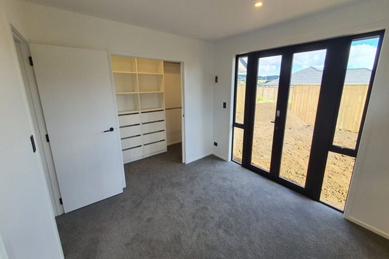 Photo of property in 1559 Waiuku Road, Waiuku, 2681