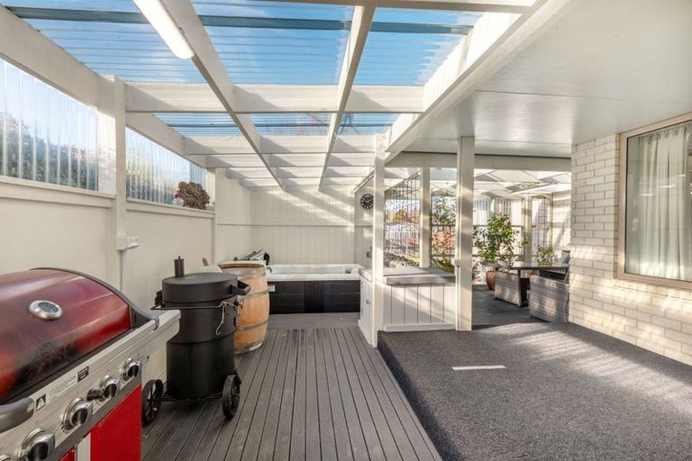 Photo of property in 2 Redwood Place, Oxford, 7430