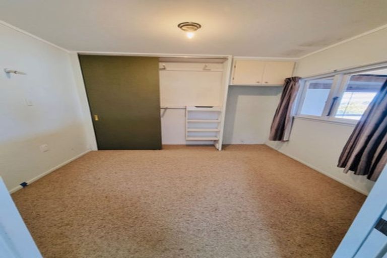 Photo of property in 4 Brian Crescent, Stanmore Bay, Whangaparaoa, 0932