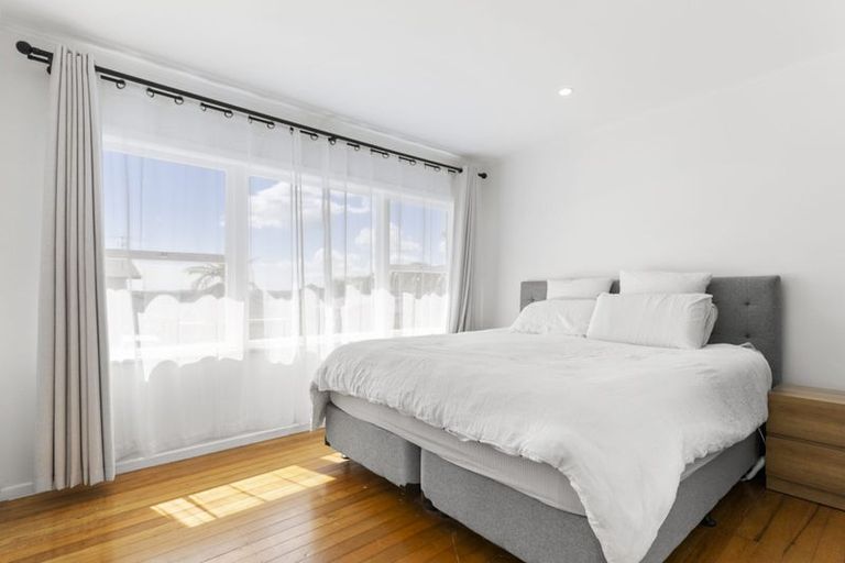 Photo of property in 16b Grassways Avenue, Pakuranga, Auckland, 2010