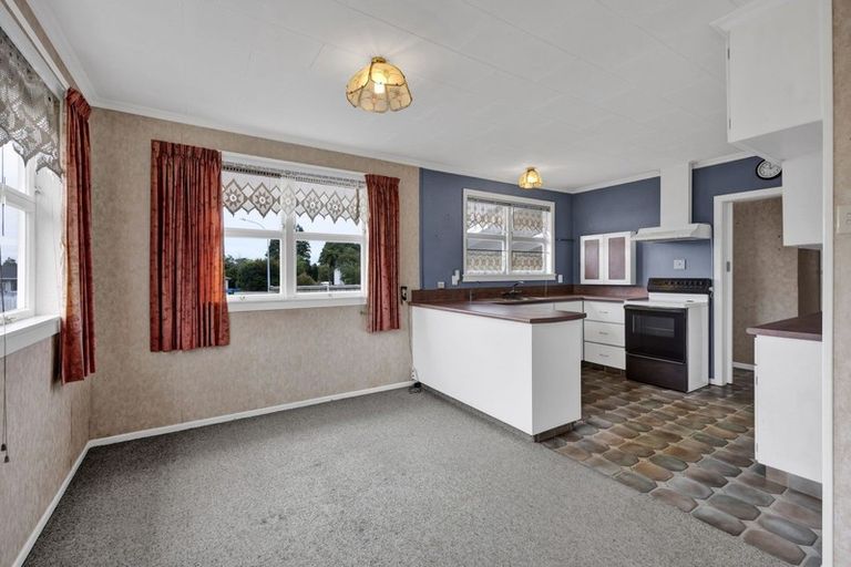 Photo of property in 13 Montjoy Street, Stratford, 4332