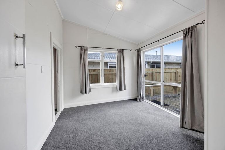 Photo of property in 66 Camberwell Road, Hawera, 4610