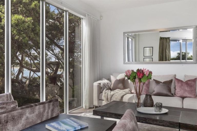Photo of property in 1/7 The Promenade, Takapuna, Auckland, 0622