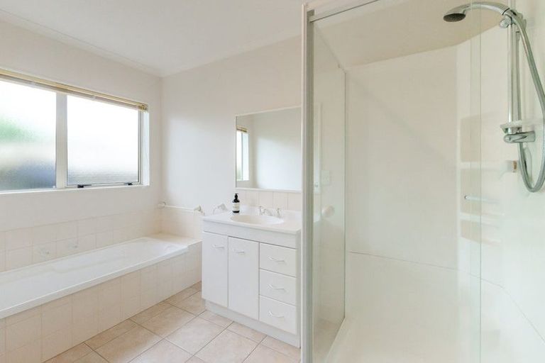 Photo of property in 9 Terry Lane, Paraparaumu Beach, Paraparaumu, 5032