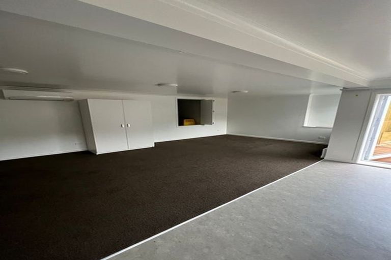 Photo of property in 49 Severn Street, Island Bay, Wellington, 6023