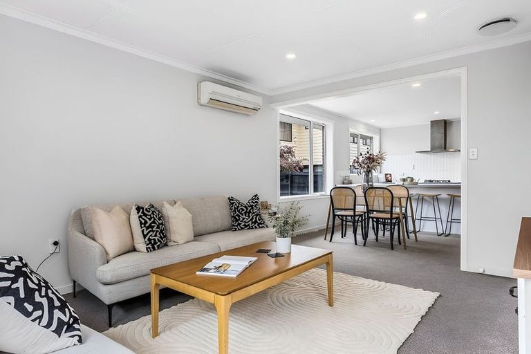 Photo of property in 44 Flower Street, Bryndwr, Christchurch, 8053