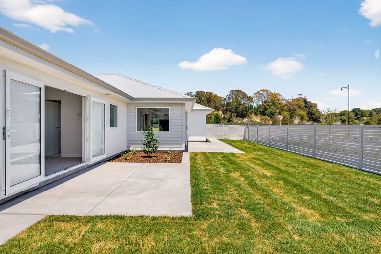 Photo of property in 2 Mohaka Street, Poraiti, 4112