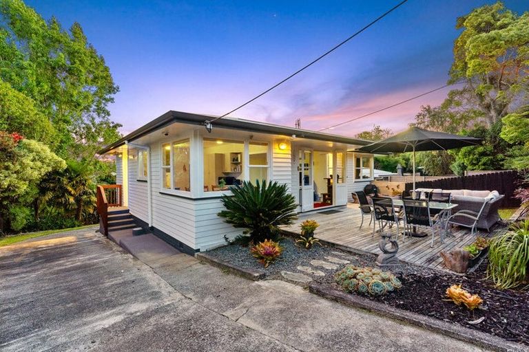 Photo of property in 23 Hutchinsons Road, Bucklands Beach, Auckland, 2014