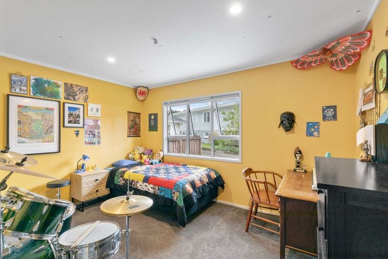 Photo of property in 2/17 Alma Crescent, Papakura, 2110