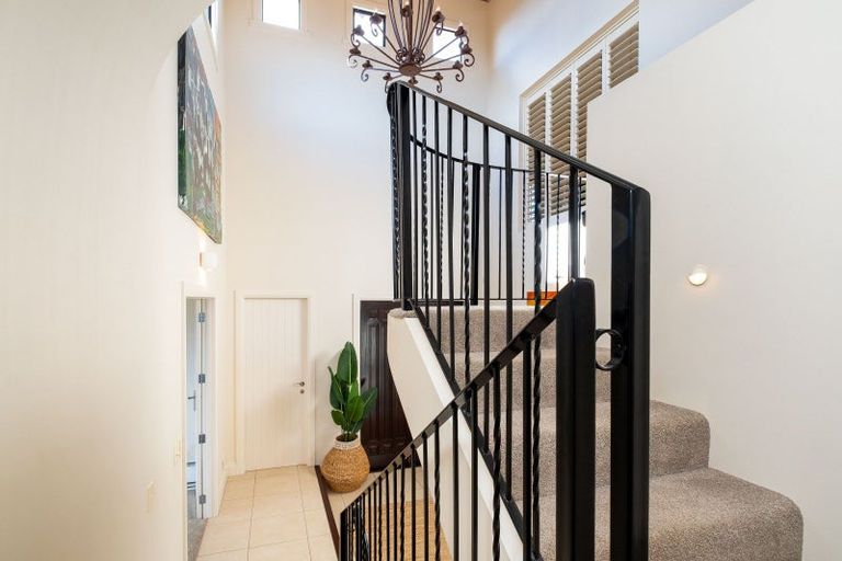 Photo of property in 22 Coleman Terrace, Hospital Hill, Napier, 4110