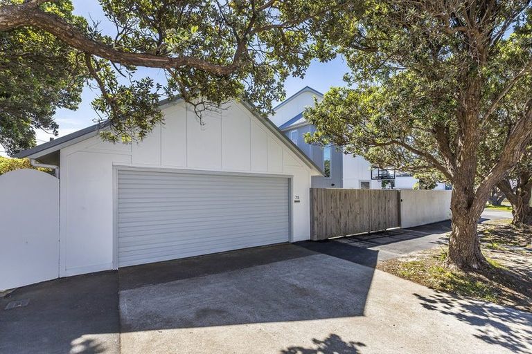 Photo of property in 75 Dundas Street, Seatoun, Wellington, 6022