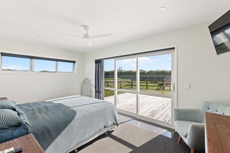 Photo of property in 270 Turangi Road, Tikorangi, Waitara, 4383