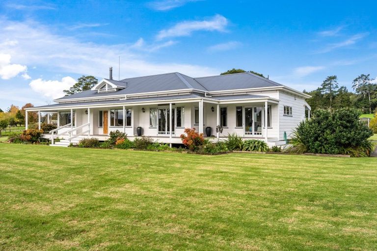 Photo of property in 30 Saleyards Road, Kauri, 0185