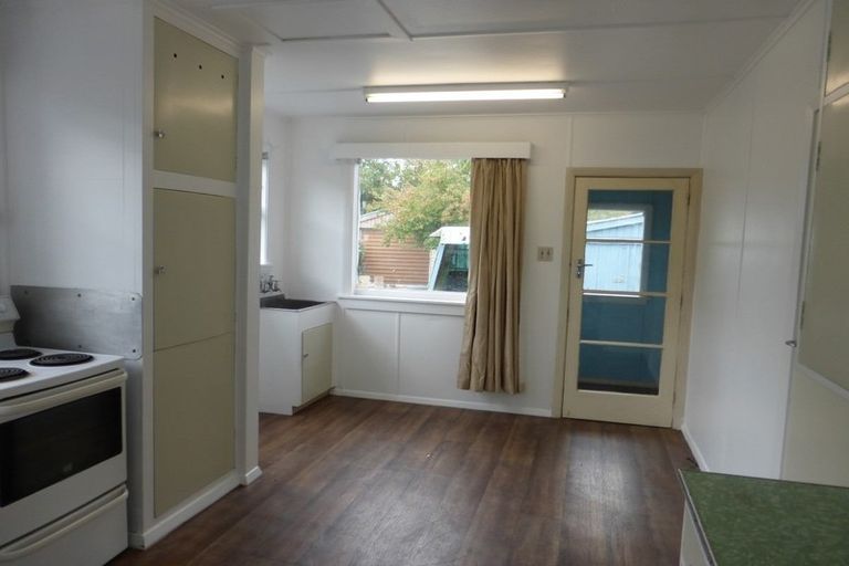 Photo of property in 6 Christian Street, Bryndwr, Christchurch, 8053