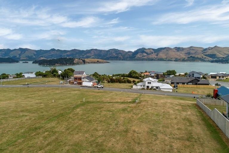Photo of property in 19 Muriwai Drive, Diamond Harbour, 8971