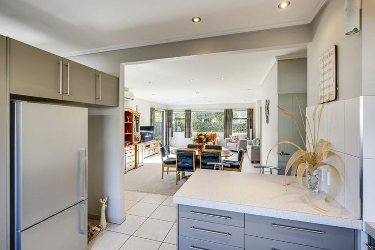 Photo of property in 15a Harpham Street, Taradale, Napier, 4112