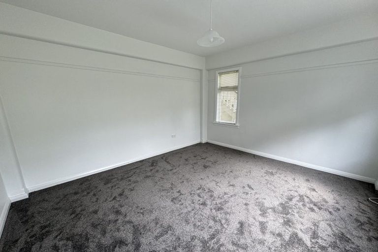 Photo of property in San Antonio Flats, 2/12 Kilbirnie Crescent, Kilbirnie, Wellington, 6022