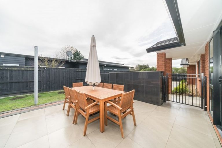 Photo of property in 37 James Line, Kelvin Grove, Palmerston North, 4414