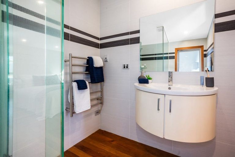 Photo of property in 7a Sunset Parade, Plimmerton, Porirua, 5026