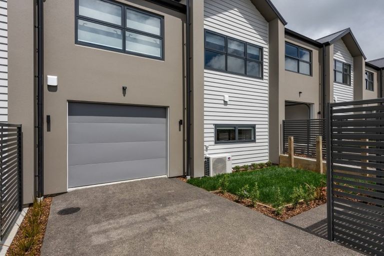 Photo of property in 50 Pateke Drive, Kenepuru, Porirua, 5022
