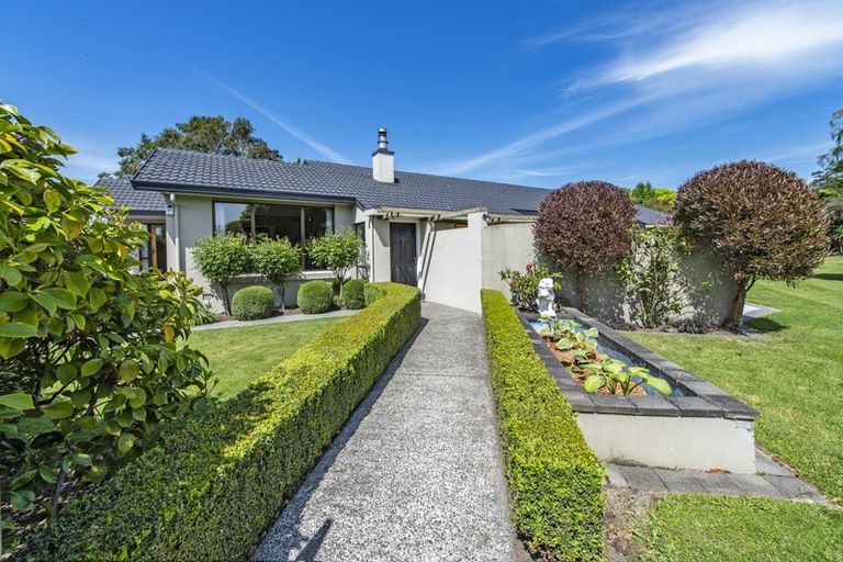Photo of property in 71 West Belt, Rangiora, 7400