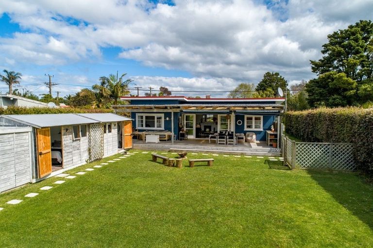 Photo of property in 24 Harbour View Road, Point Wells, Warkworth, 0986