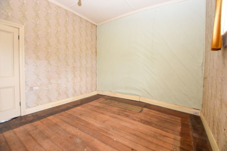 Photo of property in 212 High Street South, Carterton, 5713