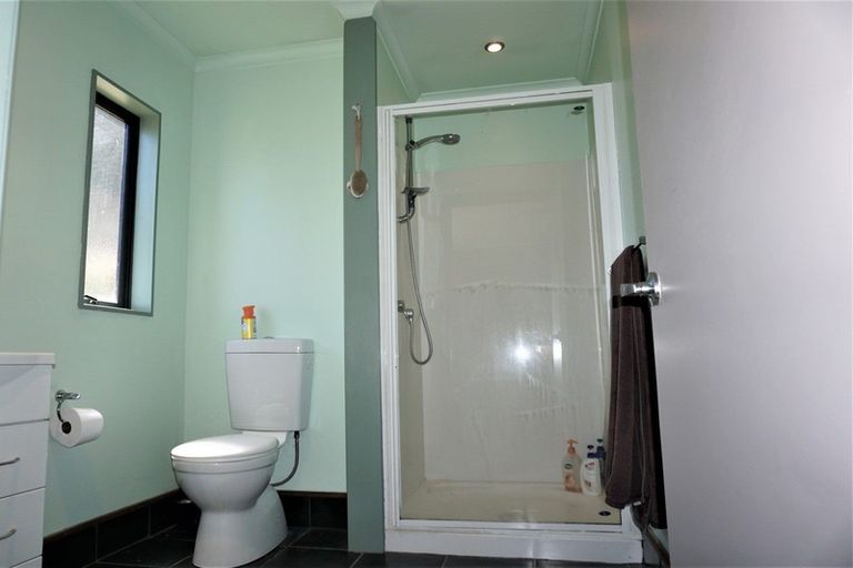 Photo of property in 1 Barclay Grove, Hokio Beach, Levin, 5571