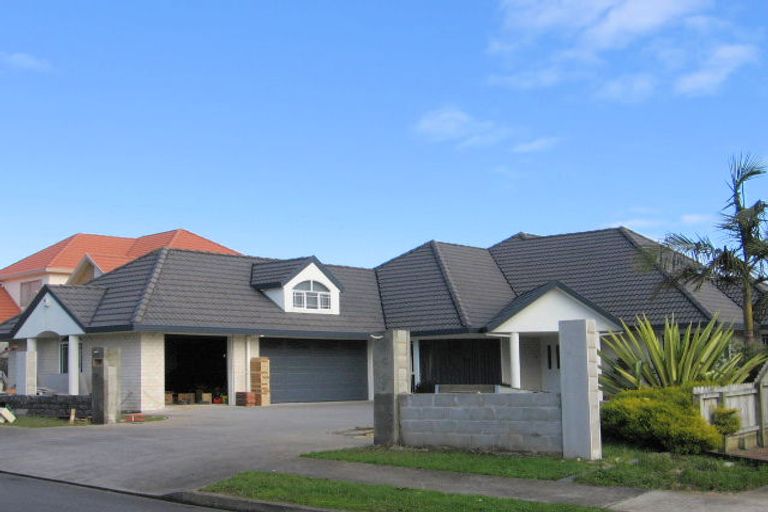 Photo of property in 13 Burnaston Court, Dannemora, Auckland, 2016