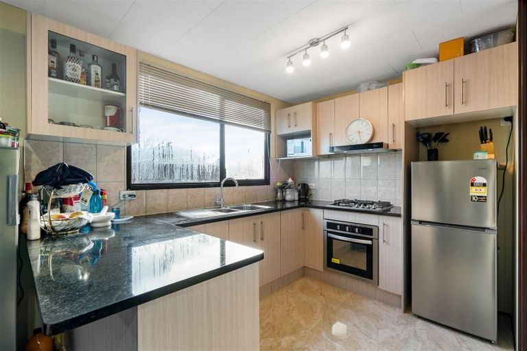 Photo of property in 2/11 Nearco Street, Randwick Park, Auckland, 2105