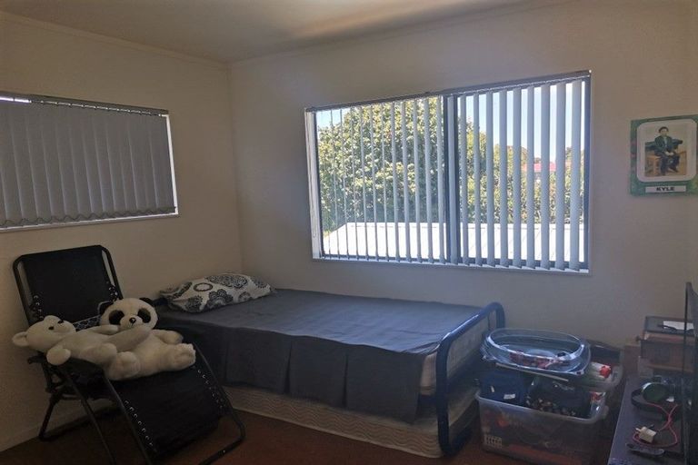 Photo of property in 34 Manaia View Road, One Tree Point, 0118