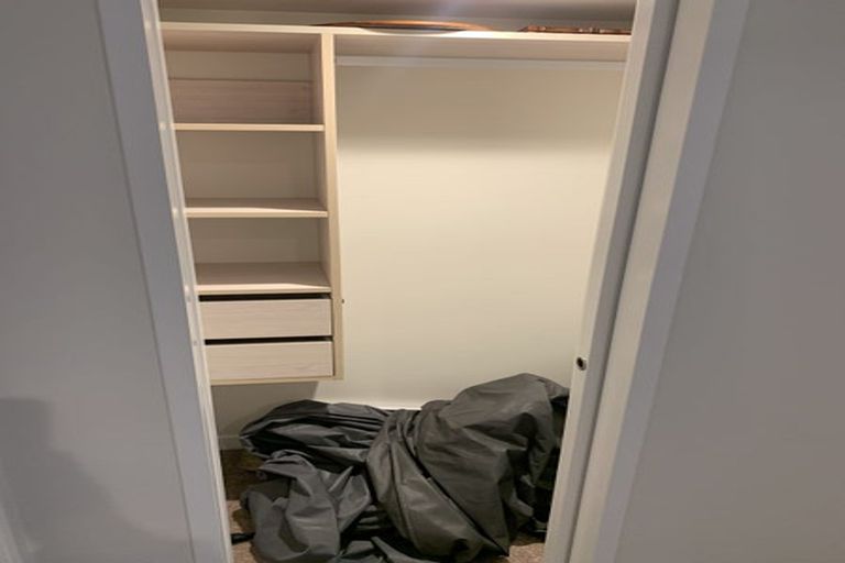 Photo of property in 5 Hea Road, Hobsonville, Auckland, 0616