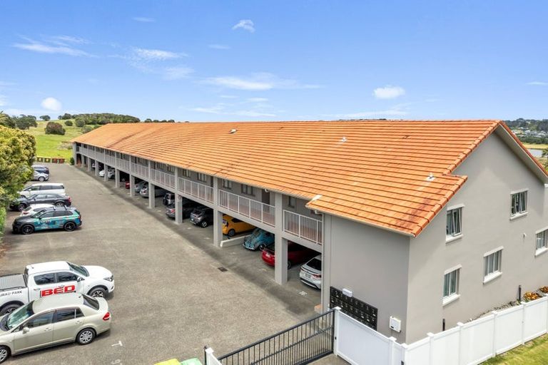 Photo of property in 7/340n Gulf Harbour Drive, Gulf Harbour, Whangaparaoa, 0930