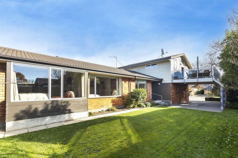 Photo of property in 53 Sayers Crescent, Ilam, Christchurch, 8041