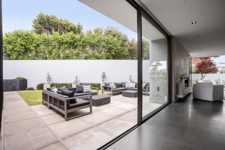 Photo of property in 137 Shore Road, Remuera, Auckland, 1050