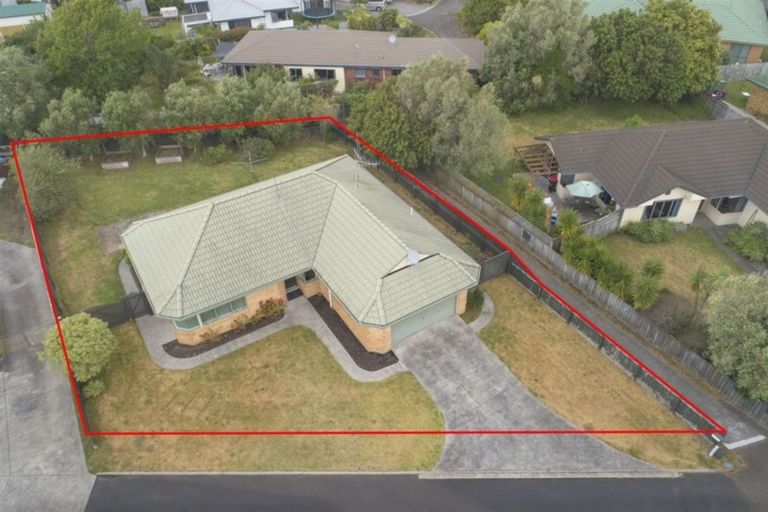 Photo of property in 61 Olympus Grove, Papamoa Beach, Papamoa, 3118
