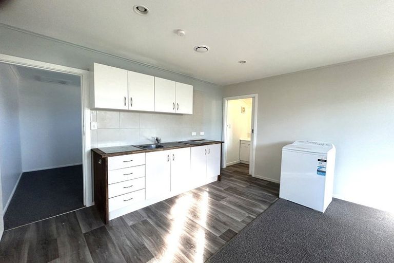 Photo of property in 651a Featherston Street, Roslyn, Palmerston North, 4414