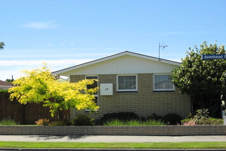 Photo of property in 318 Avonhead Road, Avonhead, Christchurch, 8042